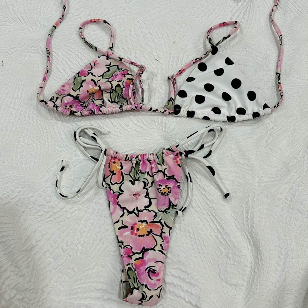 For love and lemons bikini 🚨BOTTOMS ONLY🚨